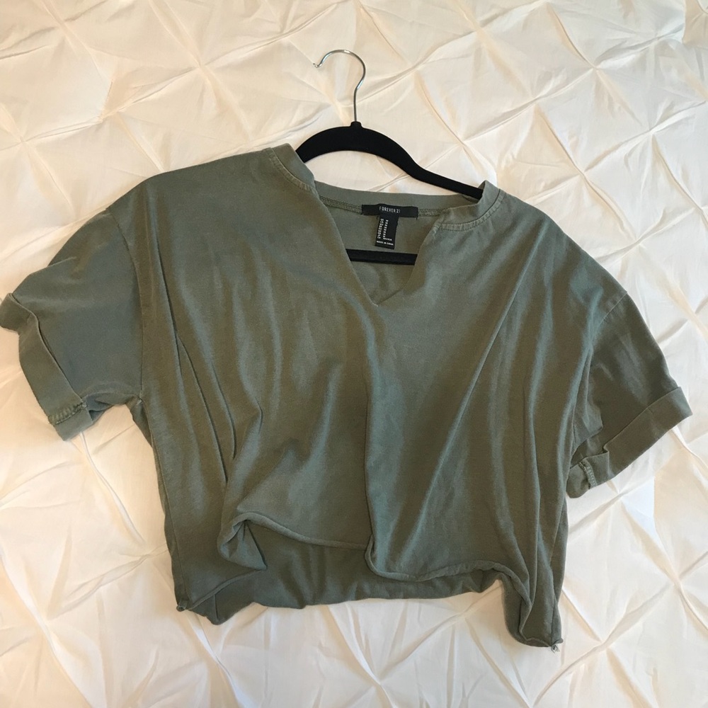 Crop top